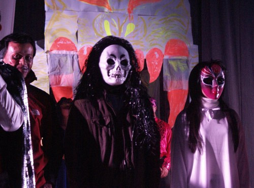  Khán giả tham gia phần thi “gương mặt rùng rợn”