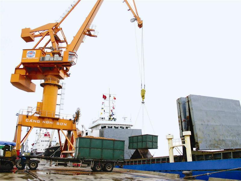 Cảng Nghi Sơn đã sẵn sàng phục vụ cho các dự án lớn tại Nghi Sơn. Ảnh: Anh Tuấn