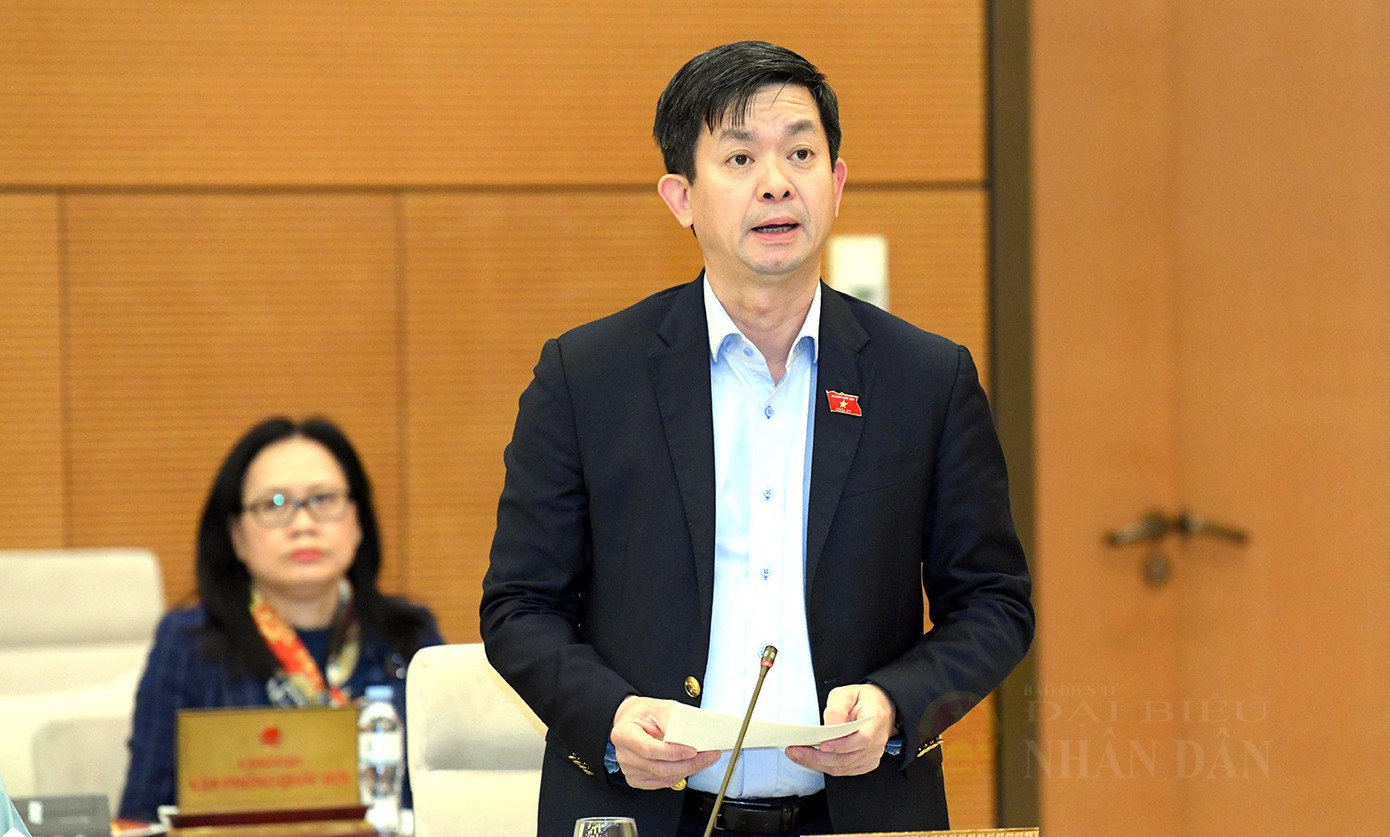 Tổng Thư ký Quốc hội Lê Quang Tùng tại phiên họp. Ảnh: Lâm Hiển