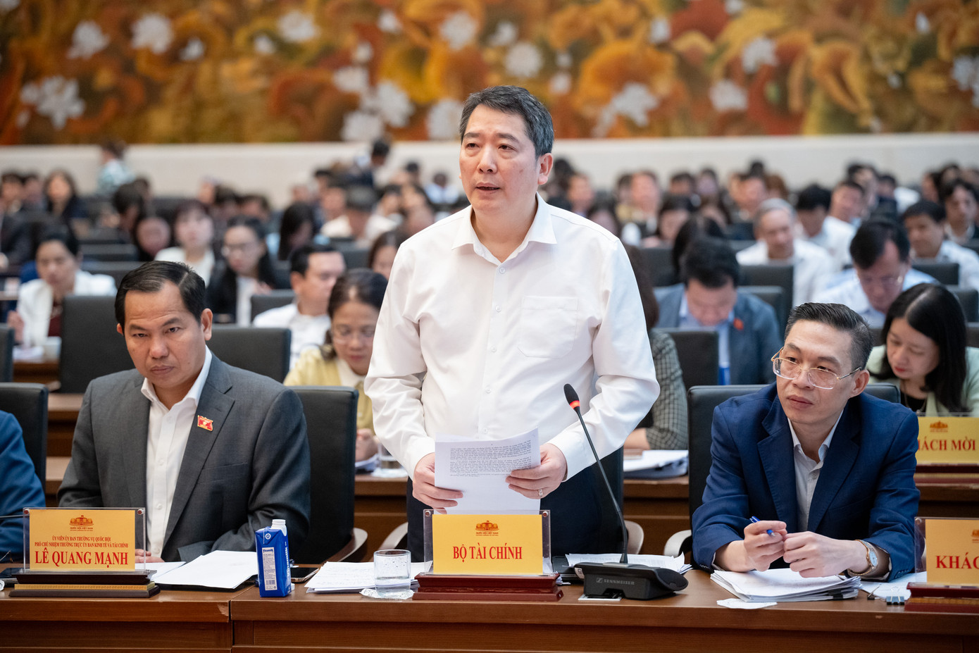 Thứ trưởng Bộ Tài chính Cao Anh Tuấn.