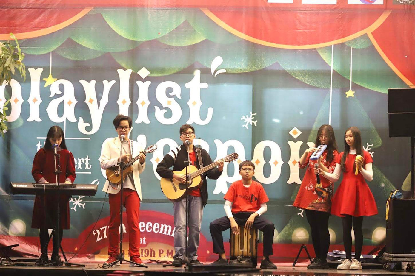 Chương trình Giai điệu Hy vọng - Playlist D’espoir - do các thành viên nhóm từ thiện Tâm Trẻ thực hiện đã vang lên trên sân khấu nhỏ tại Bệnh viện Thanh Nhàn. Nhóm bạn trẻ tổ chức đêm nhạc với mong muốn tiếp thêm niềm vui và năng lượng tích cực cho các bệnh nhân phải điều trị dài ngày.