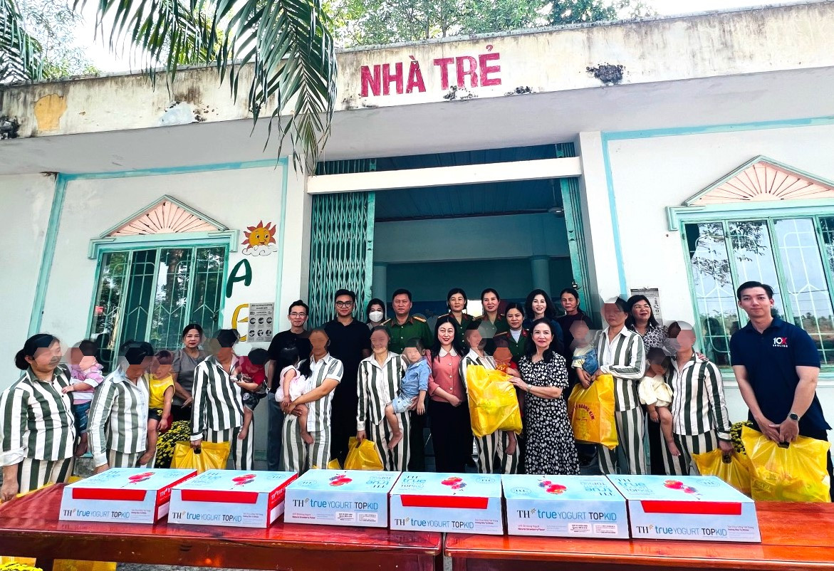 Tại trại giam An Phước có bố trí nhà trẻ cho con của các nữ phạm nhân. Tại trại giam An Phước có bố trí nhà trẻ cho con của các nữ phạm nhân.