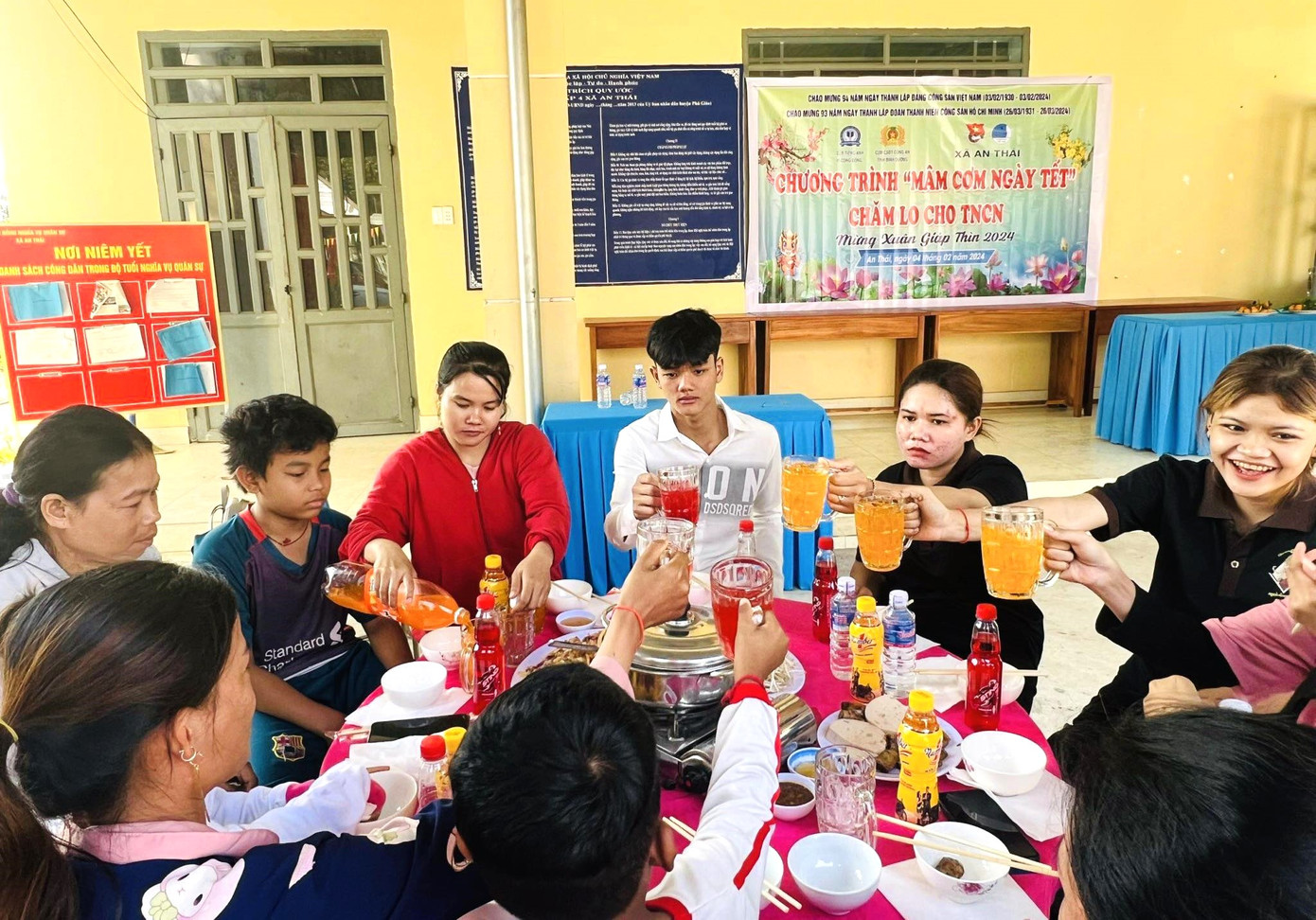 Mâm cơm ngày Tết cho Thanh niên công nhân và Lao động trẻ tại tỉnh Bình Dương.