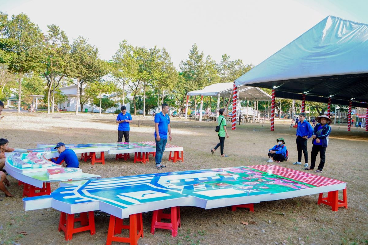 Nơi tổ chức Hội trại tòng quân, tiễn thanh niên đất Thủ lên đường nhập ngũ Nơi tổ chức Hội trại tòng quân, tiễn thanh niên đất Thủ lên đường nhập ngũ