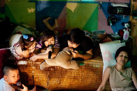 Cặp đôi sinh năm 1993 này đã đến với nhau được 2 năm. Họ đang chung sống với nhau cùng gia đình tại TP HCM