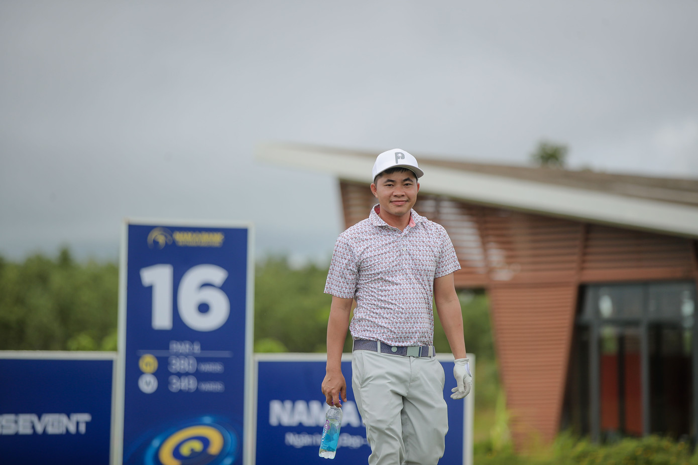 Nguyễn Hữu Quyết nhận thưởng cao nhất Vietnam Masters 2023