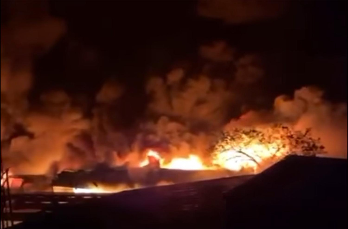 Hiện trường vụ cháy. Hiện trường vụ cháy.