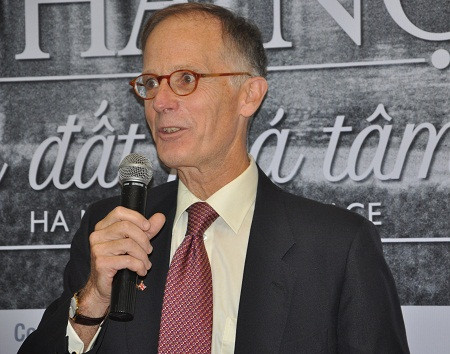 John Ramsden tác giả của 1.800 bức ảnh về Hà Nội thời bao cấp