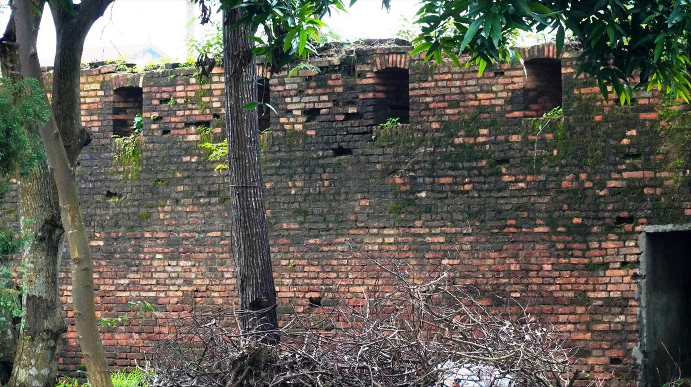 "Bức tường ô nhục” liên quan đồn Mang Cá thuở xưa