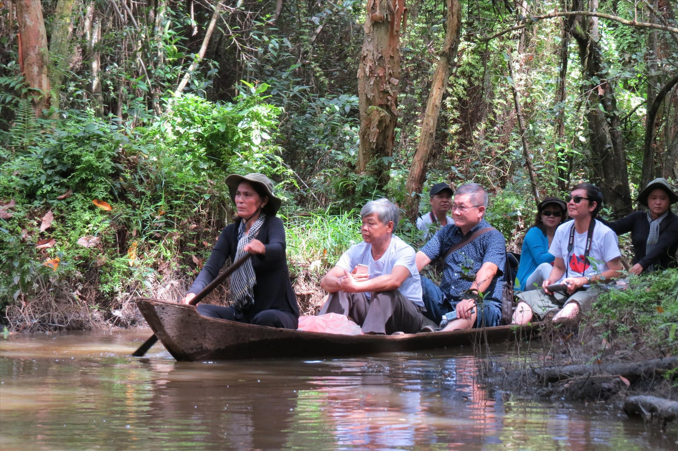Du lịch nghỉ dưỡng biển, khám phá thiên nhiên vẫn là ưu tiên hàng đầu của khách nội địa. Ảnh: KỲ SƠN