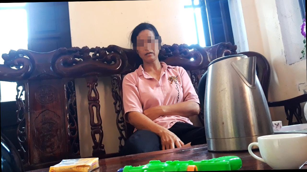 Bà Hoa kể lại những ngày tháng đứa con trai đánh bạc online rơi vào vòng nợ nần