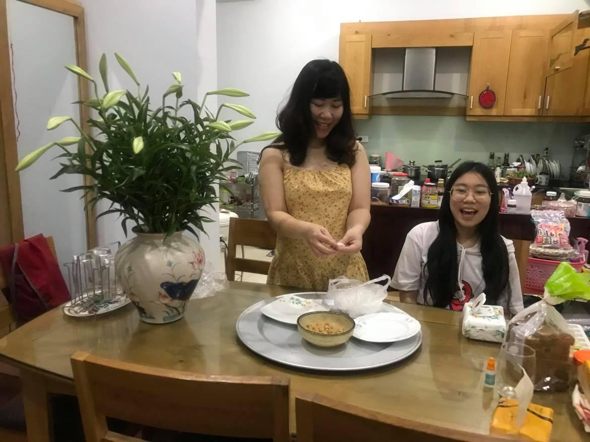 Cùng con vào bếp