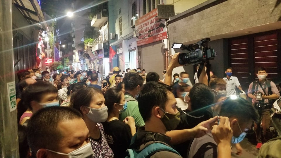 Khám xét nhà riêng, nơi làm việc của Chủ tịch Hà Nội Nguyễn Đức Chung ảnh 7