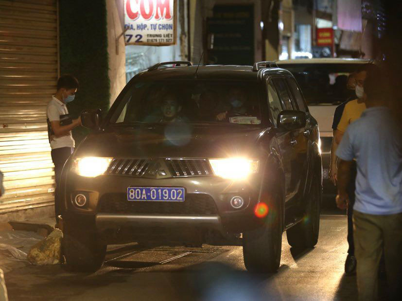 Khám xét nhà riêng, nơi làm việc của Chủ tịch Hà Nội Nguyễn Đức Chung ảnh 10