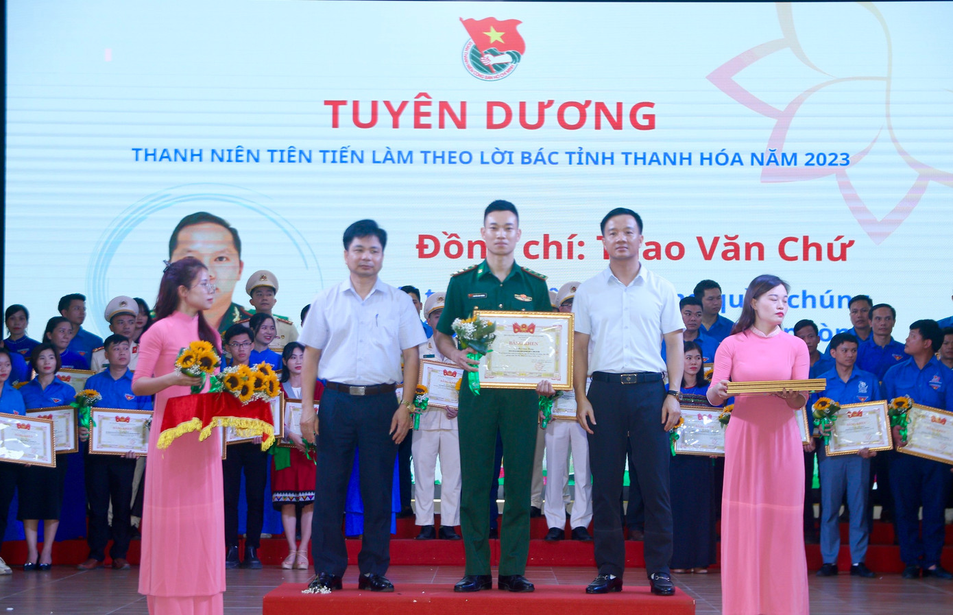 Những cán bộ Đoàn tiêu biểu cũng thẳng thắn trao đổi, chia sẻ với chương trình về các giải pháp, cách làm hay trong các hoạt động tình nguyện, an sinh xã hội, các hoạt động vì cộng đồng… đã triển khai ở cơ sở thời gian qua.