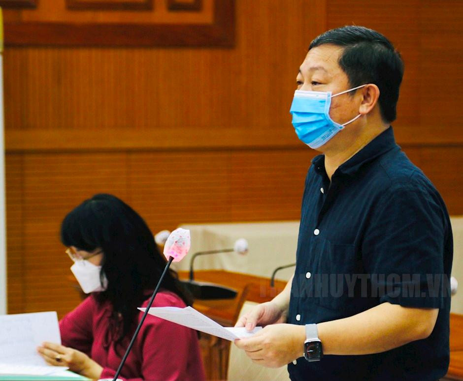 Phó Chủ tịch UBND TPHCM Dương Anh Đức báo cáo tại hội nghị. Ảnh: Thành ủy TPHCM Phó Chủ tịch UBND TPHCM Dương Anh Đức báo cáo tại hội nghị. Ảnh: Thành ủy TPHCM