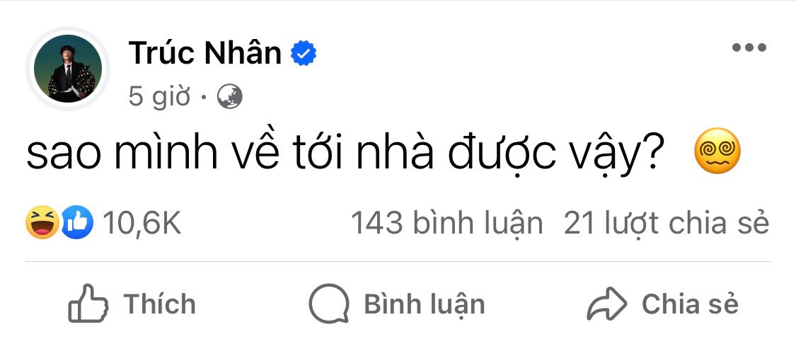Ca sĩ Trúc Nhân thì có vẻ đánh mất lý trí ở tiệc cưới rồi.