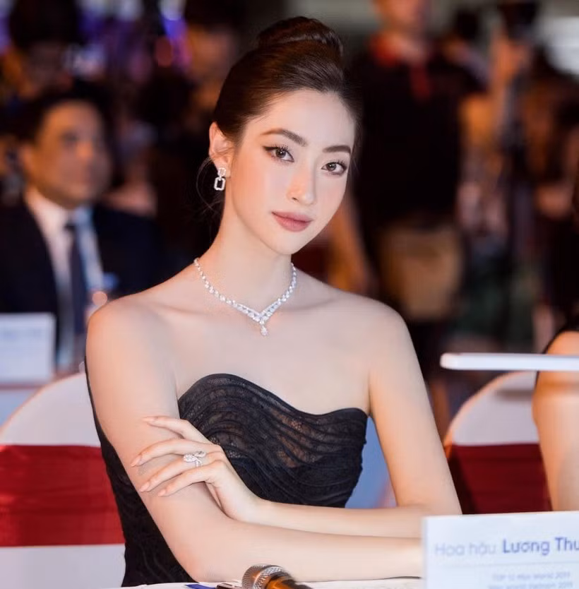 Hoa hậu Lương Thùy Linh