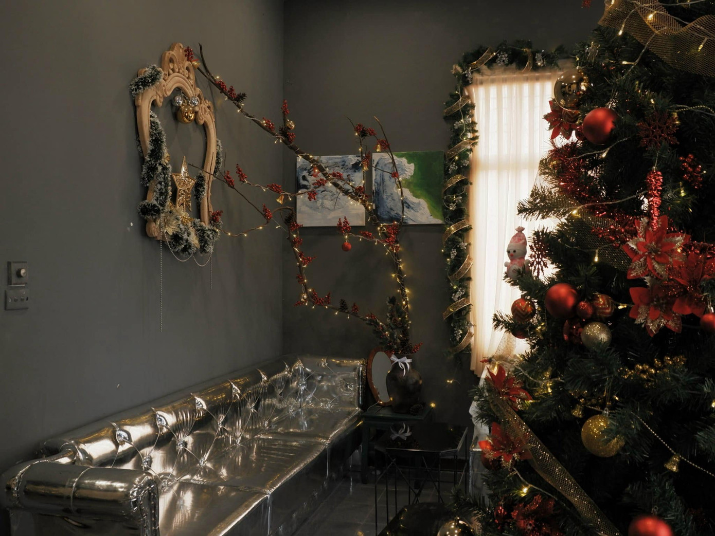 Không gian Noel sang chảnh được hội chị em săn đón. Ảnh: Thúy Nguyễn Không gian Noel sang chảnh được hội chị em săn đón. Ảnh: Thúy Nguyễn