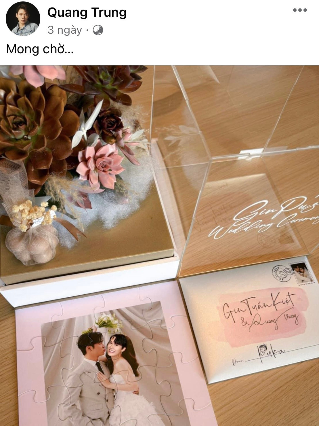 Đến lượt Quang Trung check-in thiệp mời nhưng... sao ảnh cưới trông lạ thế này? Đến lượt Quang Trung check-in thiệp mời nhưng... sao ảnh cưới trông lạ thế này?