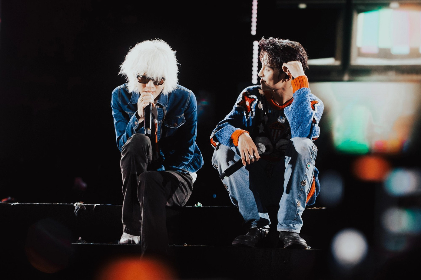 Sau màn trình diễn, cả hai cũng đã nhấn theo dõi nhau trên Instagram. Sau màn trình diễn, cả hai cũng đã nhấn theo dõi nhau trên Instagram.