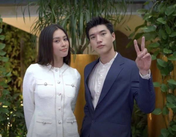 HIEUTHUHAI để lại ấn tượng đầy mới mẻ trong vai trò diễn viên. HIEUTHUHAI để lại ấn tượng đầy mới mẻ trong vai trò diễn viên.