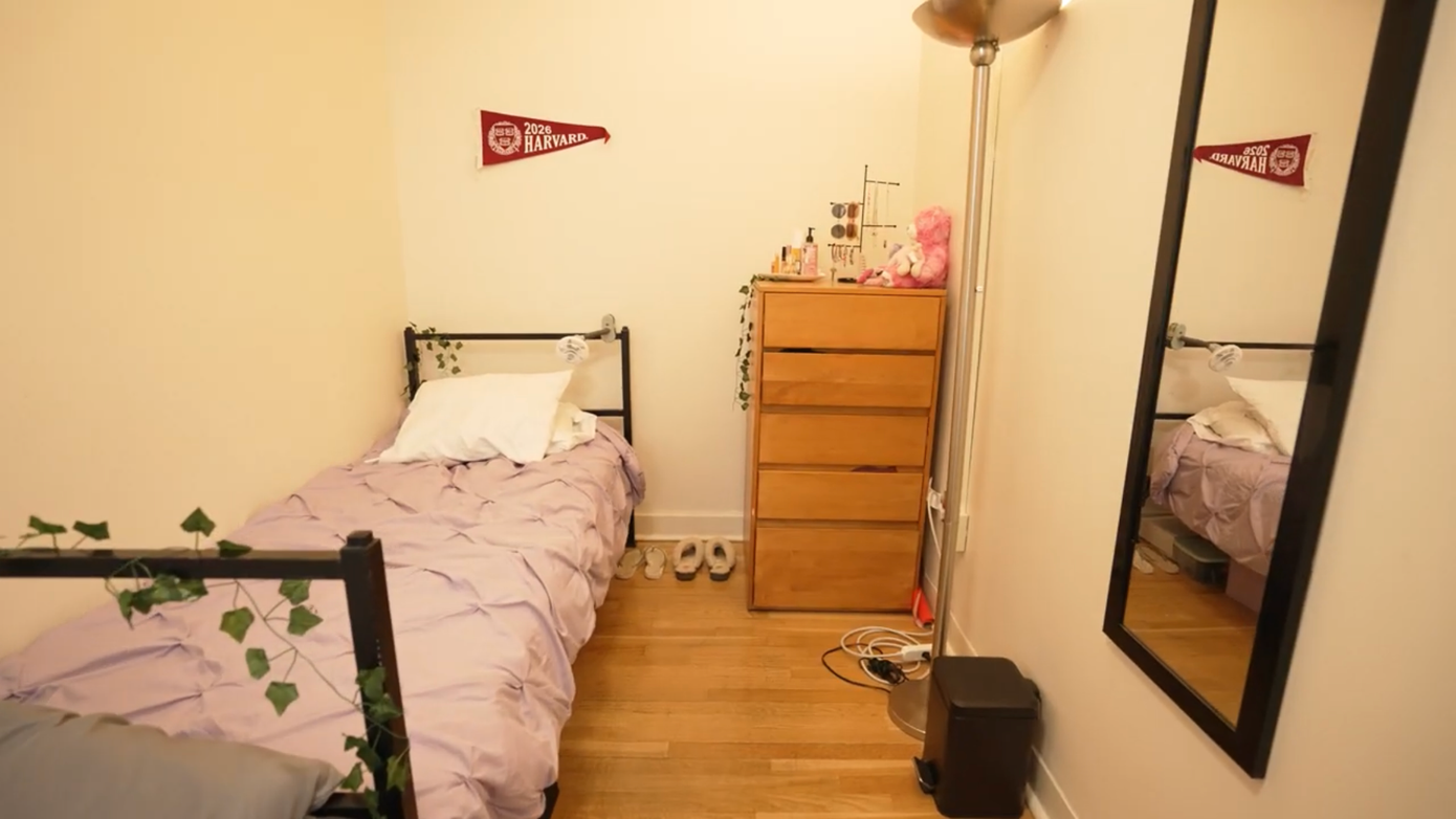 Còn đây là phòng ngủ. - Nguồn ảnh: Harvard College Admissions & Financial Aid Còn đây là phòng ngủ. - Nguồn ảnh: Harvard College Admissions & Financial Aid