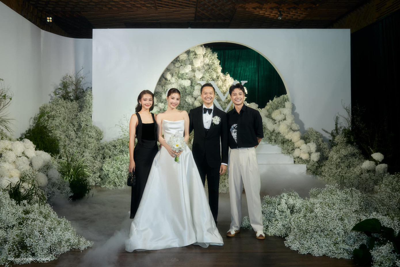 Cặp đôi Khả Ngân - Thanh Sơn được khán giả "đẩy thuyền" sau khi đóng vai vợ chồng. Cặp đôi Khả Ngân - Thanh Sơn được khán giả "đẩy thuyền" sau khi đóng vai vợ chồng.