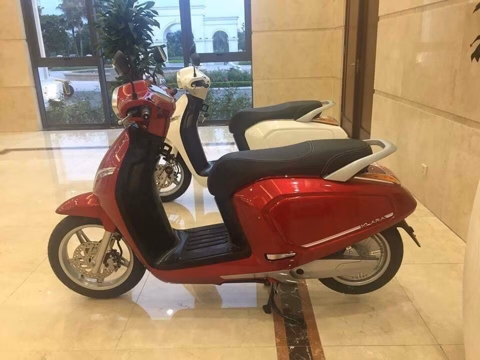 Mẫu xe máy điện đầu tiên của Vinfast lộ diện ảnh 1