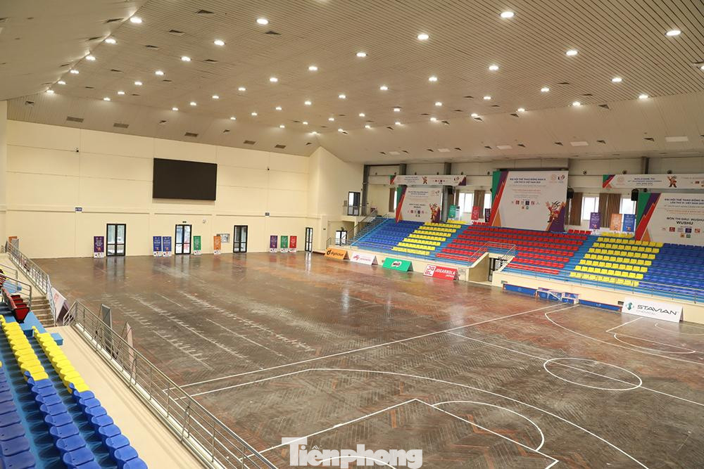 Nhà Thi Đấu Cầu Giấy với diện tích rộng rãi, thoáng mát, hiện đại phù hợp để tổ chức các giải đấu lớn, nhất là khi tổ chức SEA Games 31 với các nội dung của bộ môn Wushu.