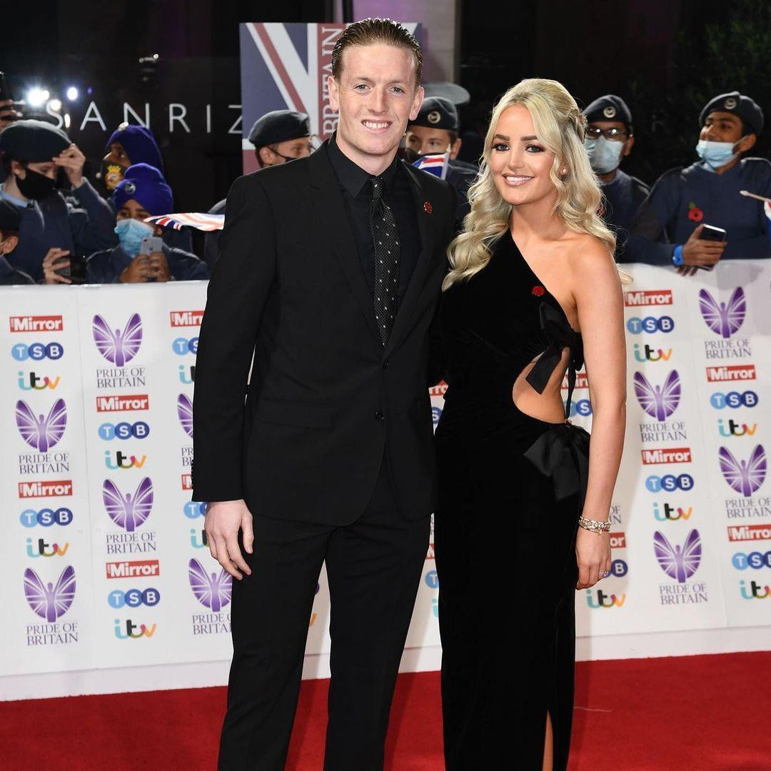 Nhắc đến thủ thành Jordan Pickford, người hâm mộ tuyển Anh nhớ ngay đến mối tình bền bỉ với người vợ Megan Davison. Hai người bên nhau từ khi Megan mới 14 tuổi và đi đến cái kết viên mãn bằng đám cưới vào tháng 3/2020. Trước đó vào tháng 2/2019, cặp đôi chào đón cậu con trai đầu lòng Arlo George. Ảnh: IG.