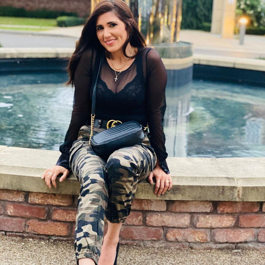 Mandinha Martinez sinh năm 1992 tại Mar del Plata, Argentina. Người đẹp 30 tuổi làm công việc thiết kế nội thất. Cô mở công ty chuyên về nội thất trẻ em, MiSuenos Kids, có trụ sở ở London, Anh. Ảnh: IG.