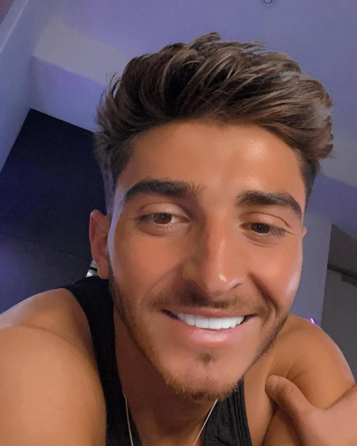 Josh Cavallo sợ hãi khi phải đến Qatar thi đấu. Ảnh: Instagram.