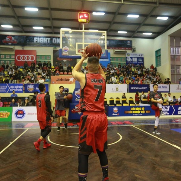 Khi tuyển thủ đẹp trai kết duyên cùng nàng Cheerleader xinh đẹp ảnh 3