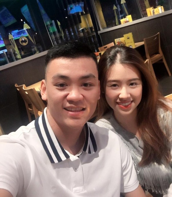 Khi tuyển thủ đẹp trai kết duyên cùng nàng Cheerleader xinh đẹp ảnh 1