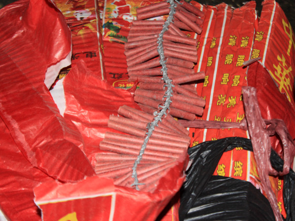 Số pháo nổ bị lực lượng 141 phát hiện trên xe khách