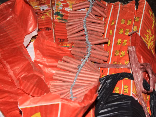 Số pháo nổ bị lực lượng 141 phát hiện trên xe khách