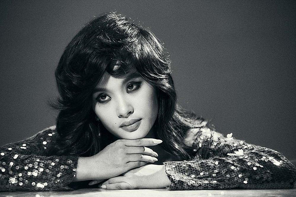 Mái tóc dài đen huyền cũng là một yếu tố giúp Nhật Linh nhận được vai diễn này. Mái tóc dài đen huyền cũng là một yếu tố giúp Nhật Linh nhận được vai diễn này.