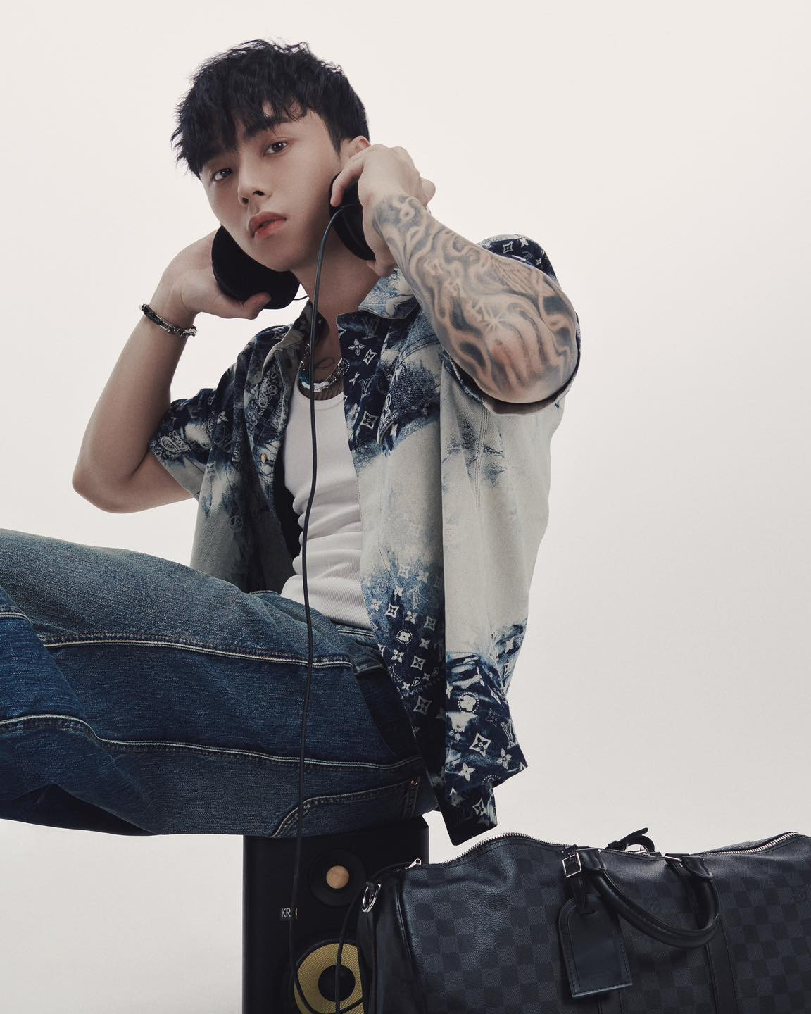 Wokeup có ngoại hình điển trai, chiếm trọn cảm tình của nhiều khán giả. Wokeup có ngoại hình điển trai, chiếm trọn cảm tình của nhiều khán giả.