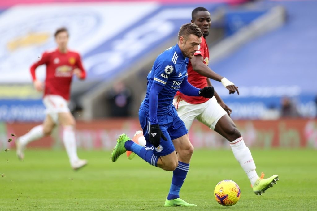 M.U chia điểm với Leicester trong Ngày lễ tặng quà ảnh 11