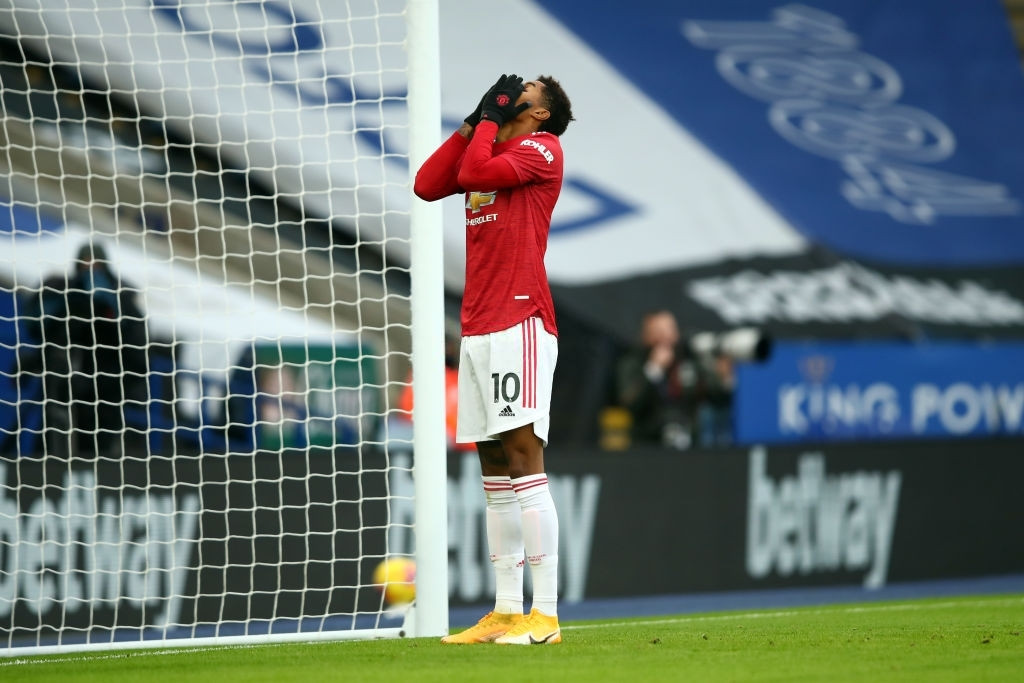 M.U chia điểm với Leicester trong Ngày lễ tặng quà ảnh 9