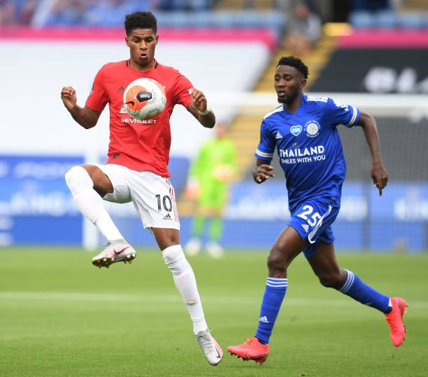 Hạ Leicester City 2-0, M.U giành suất dự Champions League ảnh 12