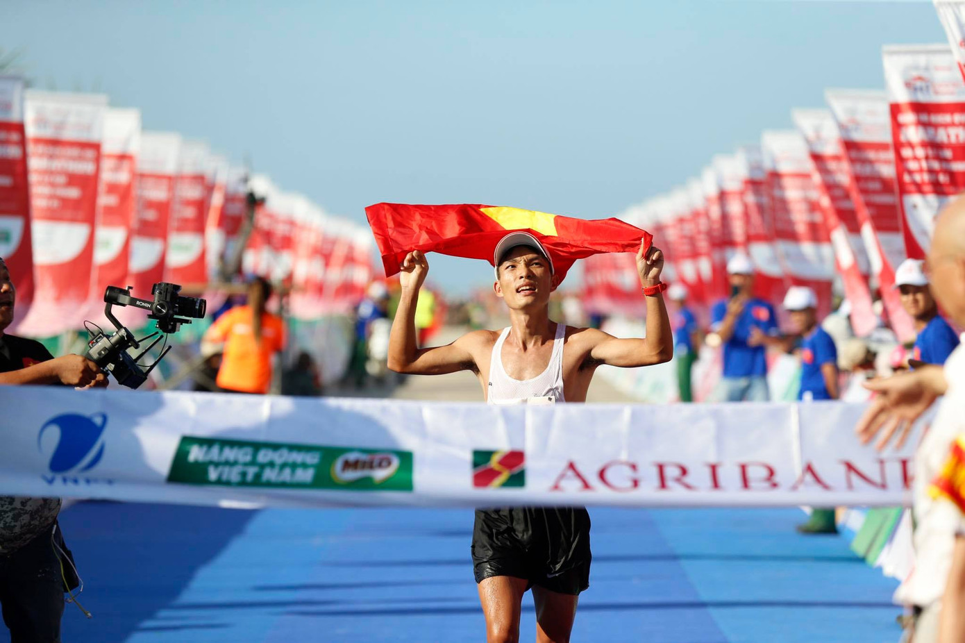 Tiền Phong Marathon 2020: Những ngôi vô địch xứng đáng ảnh 40