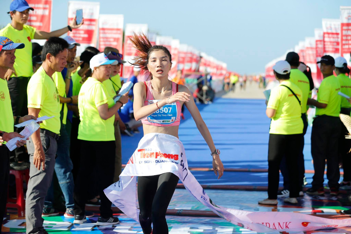 Tiền Phong Marathon 2020: Những ngôi vô địch xứng đáng ảnh 38