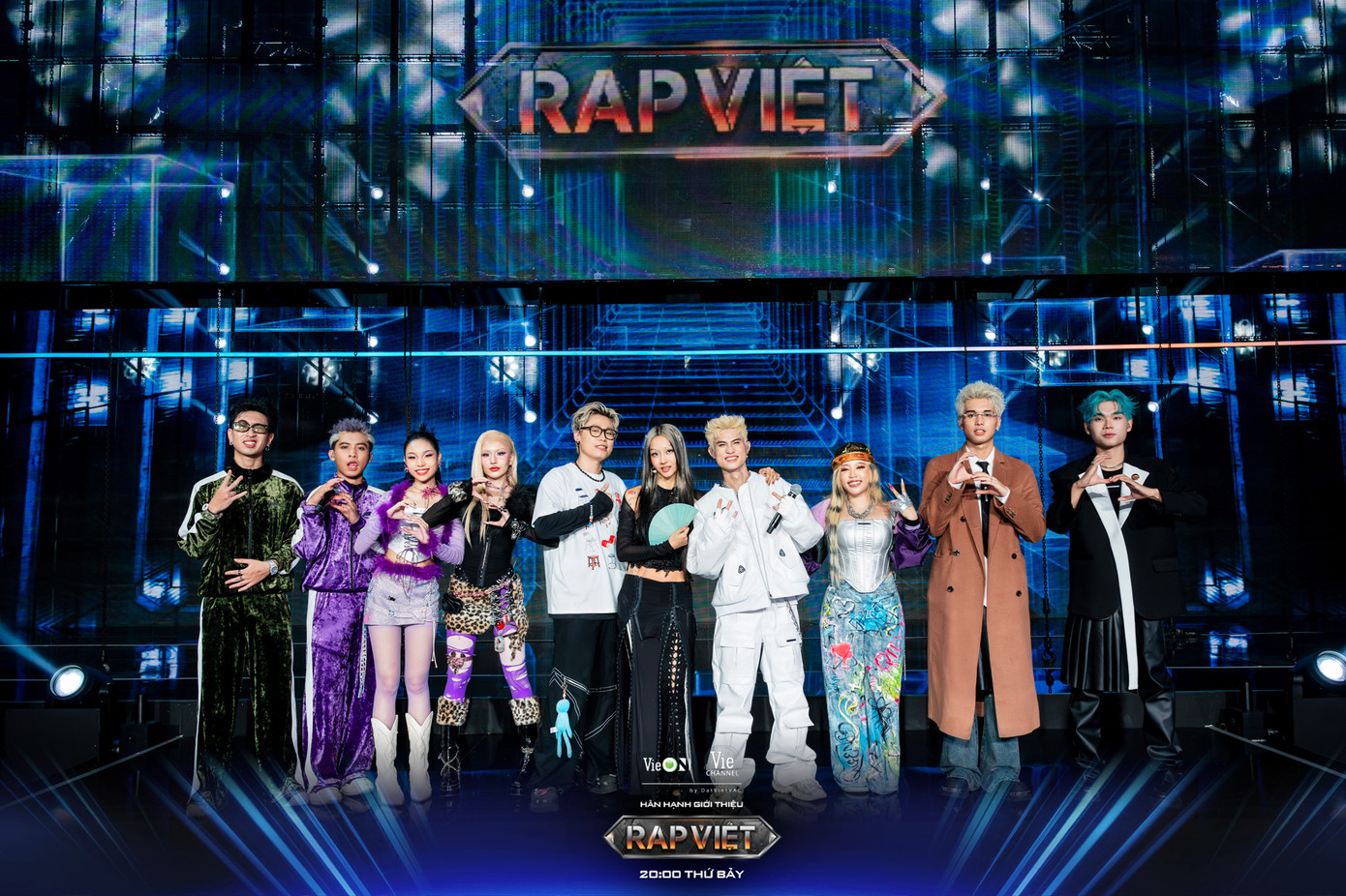 Kết thúc tập 8, team Suboi đã hoàn thiện đội hình với 6 thành viên đó là: Willistic, Shayda, Dacia, Saabirose, V HIGH và Nón Vàng Coldzy. Kết thúc tập 8, team Suboi đã hoàn thiện đội hình với 6 thành viên đó là: Willistic, Shayda, Dacia, Saabirose, V HIGH và Nón Vàng Coldzy.