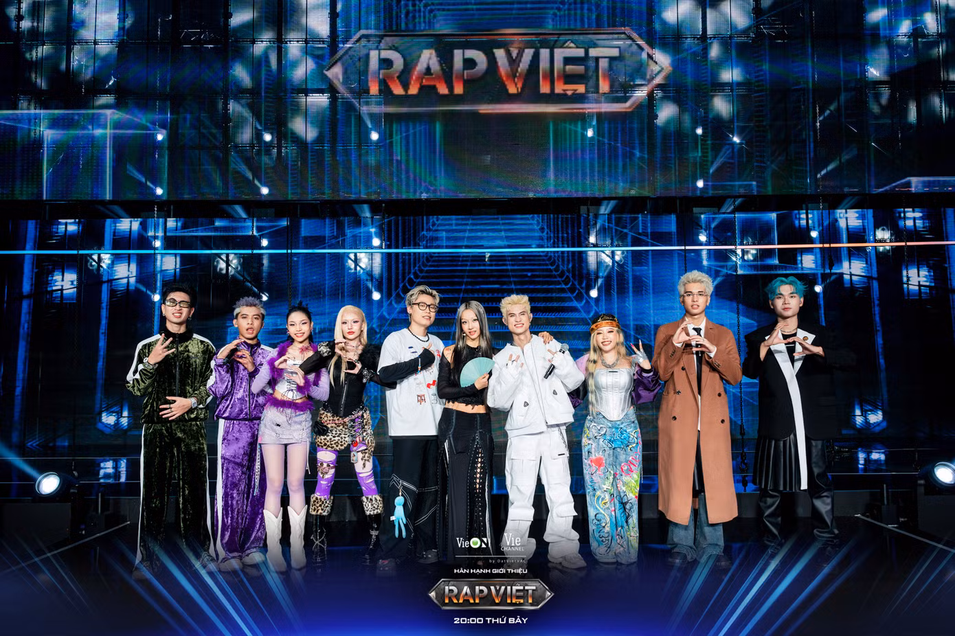 Kết thúc tập 8, team Suboi đã hoàn thiện đội hình với 6 thành viên đó là: Willistic, Shayda, Dacia, Saabirose, V HIGH và Nón Vàng Coldzy. Kết thúc tập 8, team Suboi đã hoàn thiện đội hình với 6 thành viên đó là: Willistic, Shayda, Dacia, Saabirose, V HIGH và Nón Vàng Coldzy.