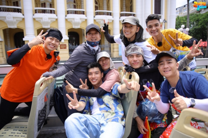 Khi tham gia 2 Ngày 1 Đêm, nam rapper cũng chưa từng gồng gánh hình tượng mà sẵn sàng “xả vai” để hòa mình cùng anh em. Khi tham gia 2 Ngày 1 Đêm, nam rapper cũng chưa từng gồng gánh hình tượng mà sẵn sàng “xả vai” để hòa mình cùng anh em.