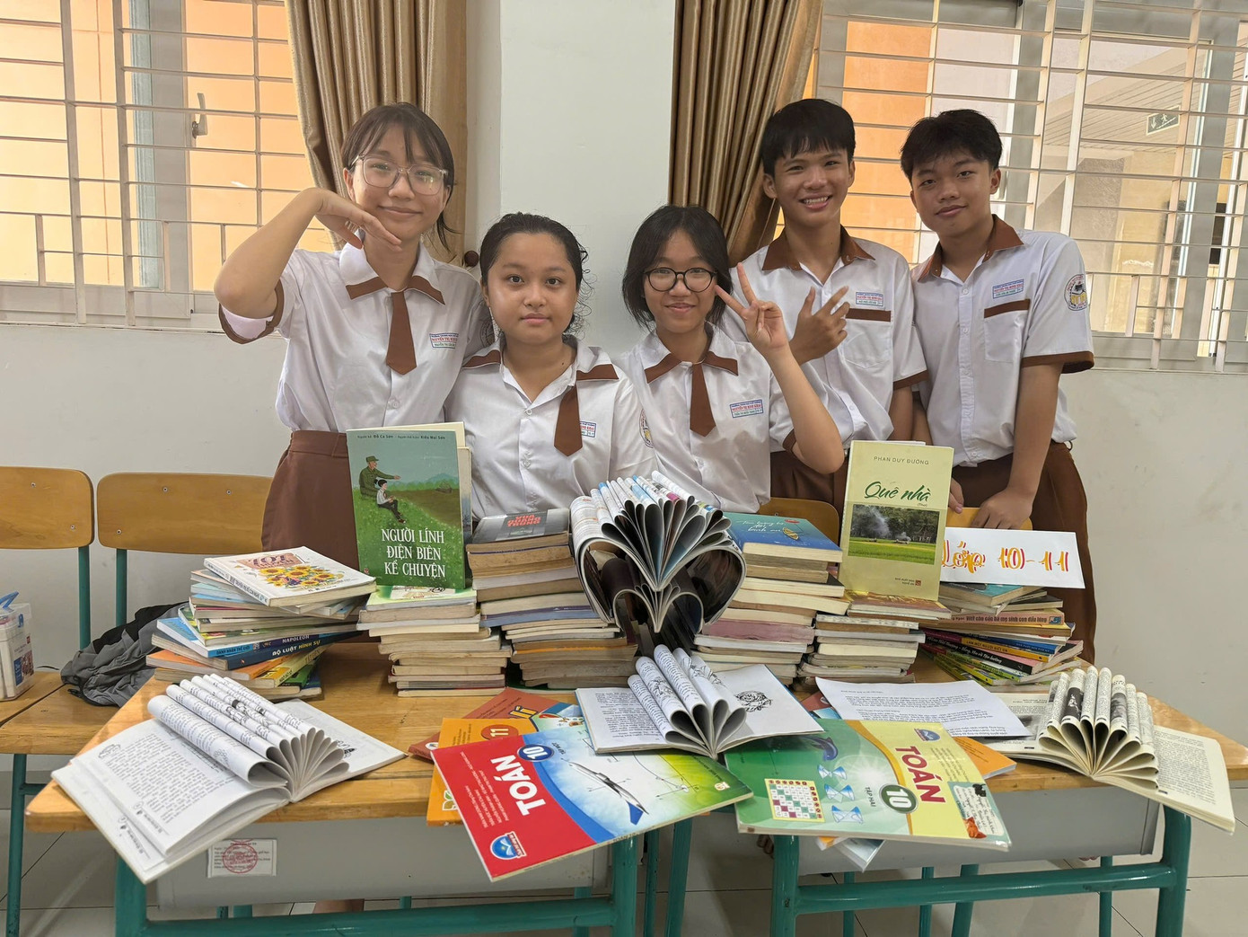 Ảnh: Đoàn Trường THPT Nguyễn Thị Minh Khai - Bình Dương Ảnh: Đoàn Trường THPT Nguyễn Thị Minh Khai - Bình Dương