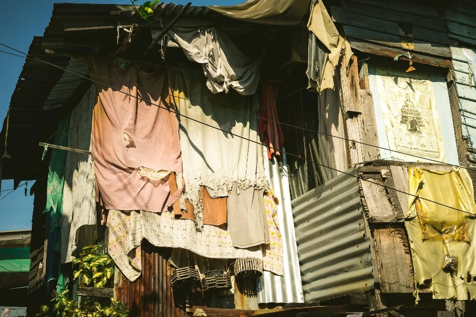 Ngôi nhà nghỉ "khu ổ chuột" thu hút sự quan tâm của cư dân mạng.