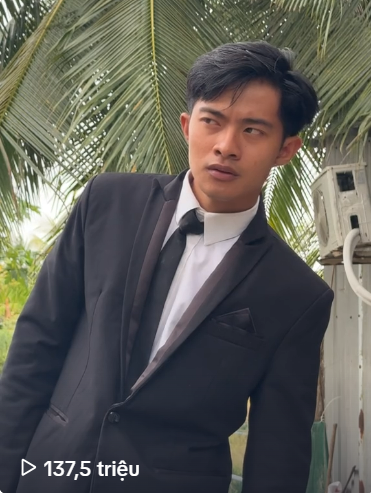 Tốc độ tăng trưởng trung bình 6 triệu view mỗi tiếng là một con số quá sức ấn tượng. Tốc độ tăng trưởng trung bình 6 triệu view mỗi tiếng là một con số quá sức ấn tượng.